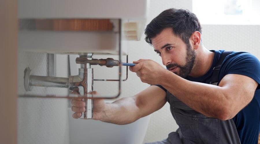 Professional sink repair services in Maxwell, NM